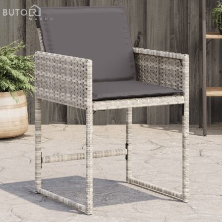 vidaXL 4 db világosszürke polyrattan kerti szék párnával