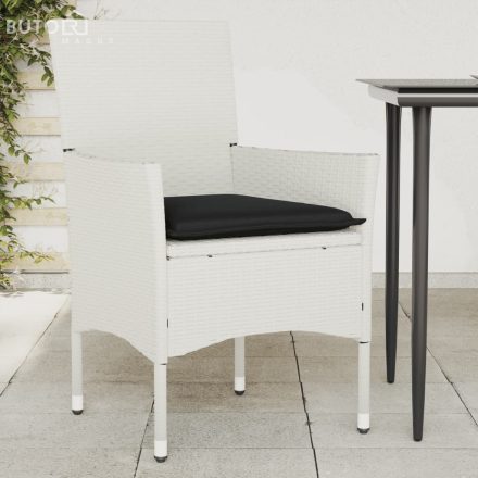 vidaXL 2 db fehér polyrattan kerti szék párnával