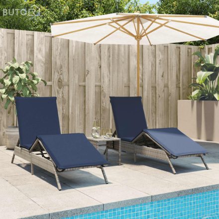 vidaXL 2 db szürke polyrattan napozóágy asztallal
